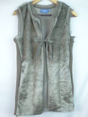 Simply Vera Vera Wang Women's Vest Size Small Gray Faux Fur Sleeveless Top